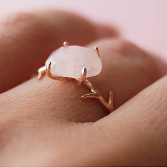 Rose Quartz Ring in Rose Gold - size 7 - Picture 11 of 12